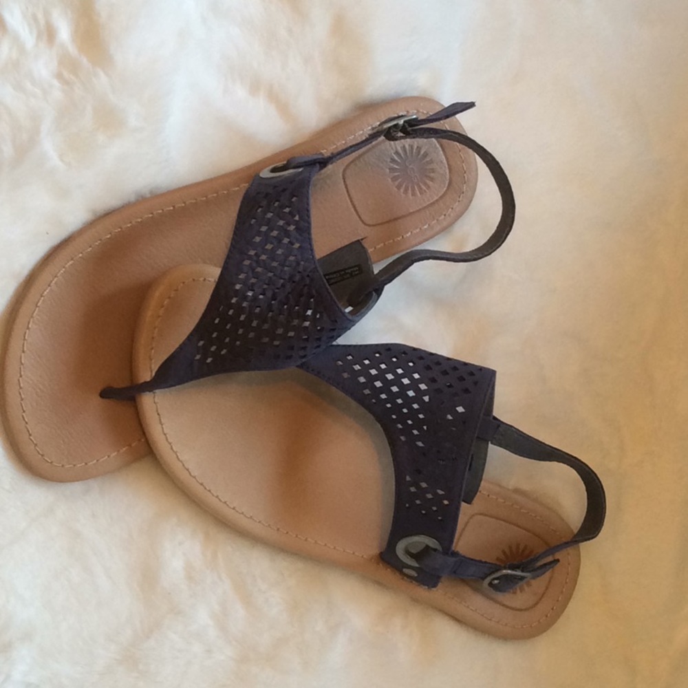 UGG Vivyan ll sandals